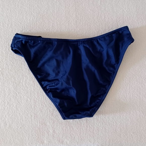 VENUS Goddess Scoop Front Bikini Bottom, size 6 - Picture 2 of 5